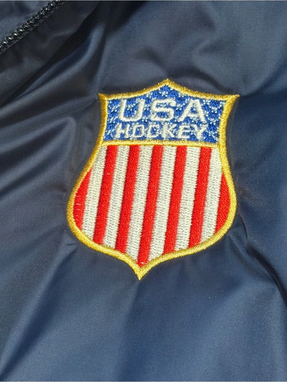 NWT Nike Women's Therma-FIT Jacket L Navy US Hockey Vintage Crest FD7704-451